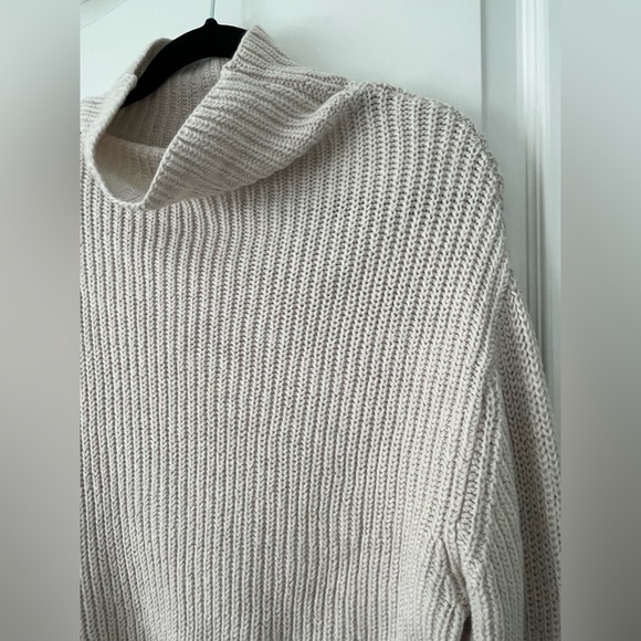Aritzia Wilfred Cream Merino Wool Turtleneck Montpellier Sweater - Picture 9 of 13